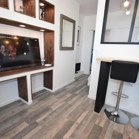 Design Appart - Hyper Centre - Tram - Free Wifi - Lerelaisdodile21 Valenciennes Buitenkant foto